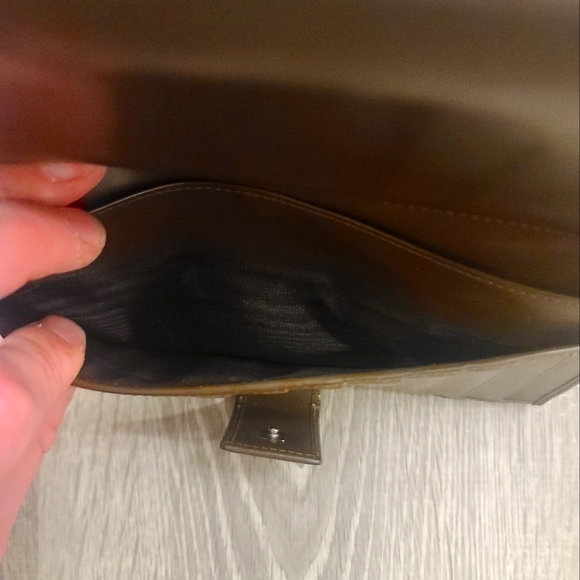 Gucci womens long wallet - Picture 8 of 16